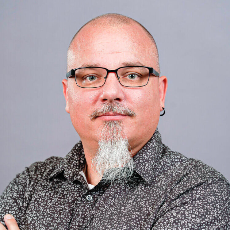 人文 Social Phenomenology: Eric Chelstrom Eric Chelstrom, Ph.D. - St. Mary's University