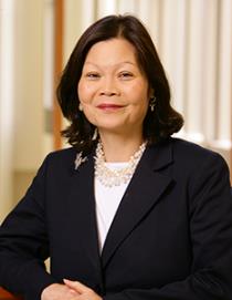Headshot of Carolyn Woo