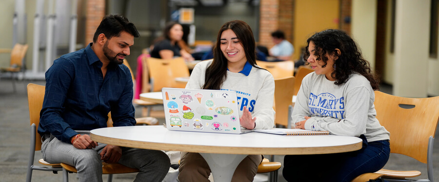 International students study together 