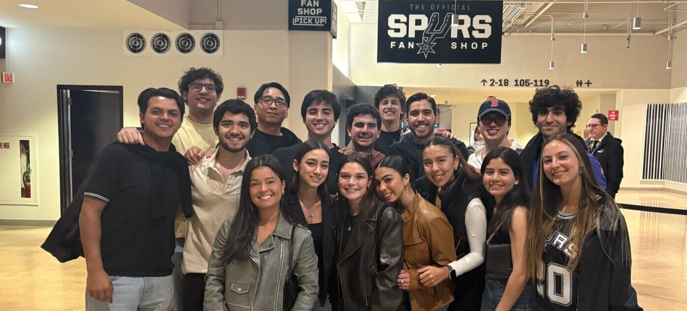 International students visit the SPURS.