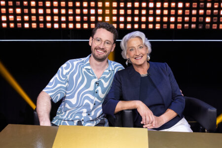 Leona Pallansch and her son compete on the Netflix game show "What's in the Box?"